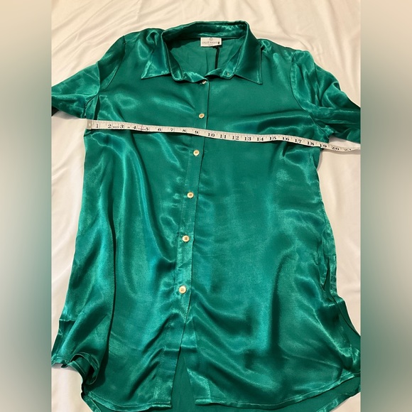 Chloe Kristyn Bettina Top in emerald green - size medium - new with tags - Picture 8 of 10
